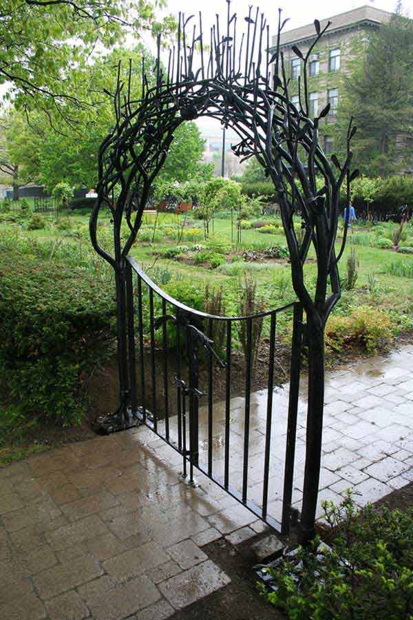 gate garden beautiful reflect style