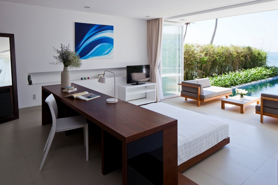 1-master-bedroom-design-interior-exterior-transition