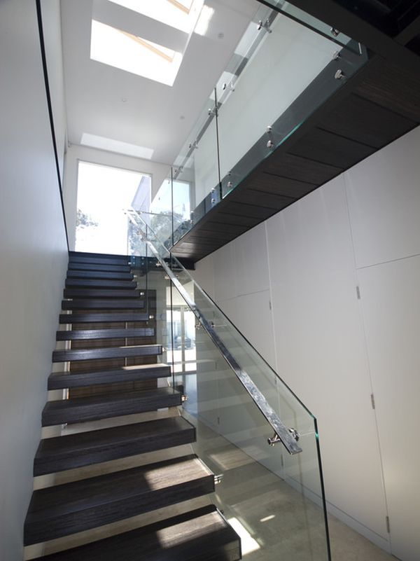 Keen Wood And Glass Staircase Railing Design