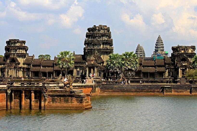 10-Angkor_Wat_in _Cambodia