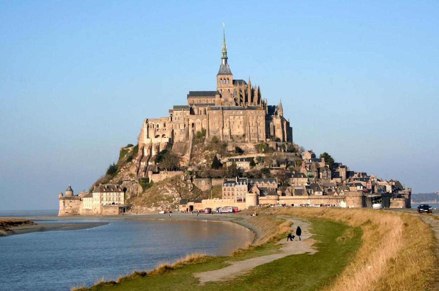 46-Mont_St_Michel_Castle_France