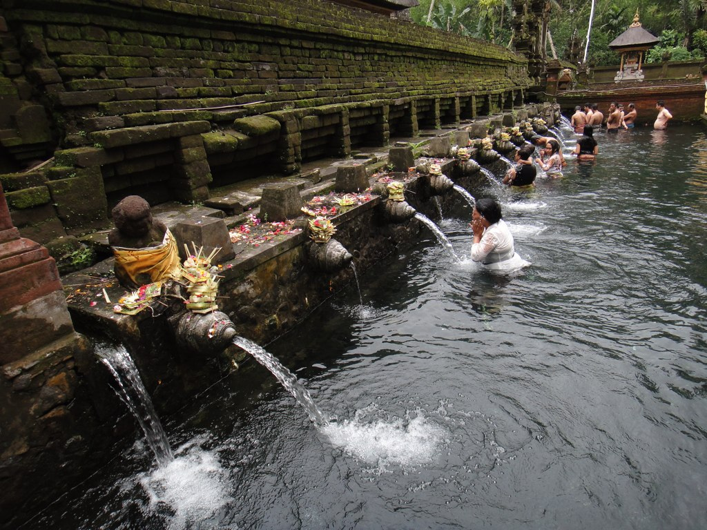 Tirtha Empul Temple , Bali