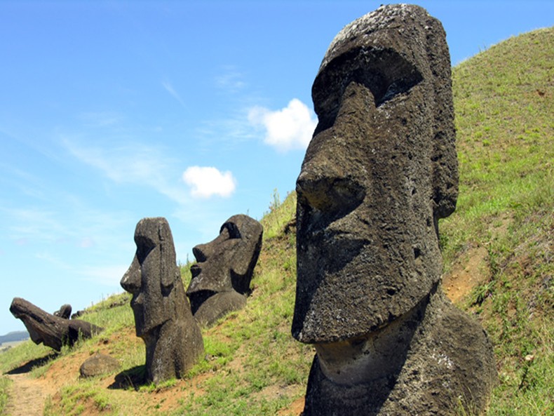 AD-Easter-Island-Statue-Bodies-4A.jpg