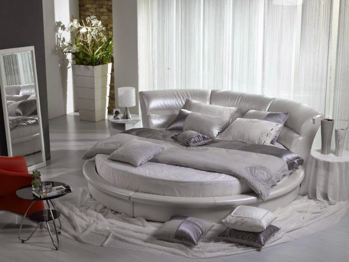 Unique Rounded Bed Bedrooms, Unusual King Size Beds