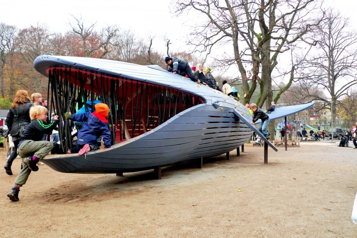 AD-The-World's-Coolest-Playgrounds-15