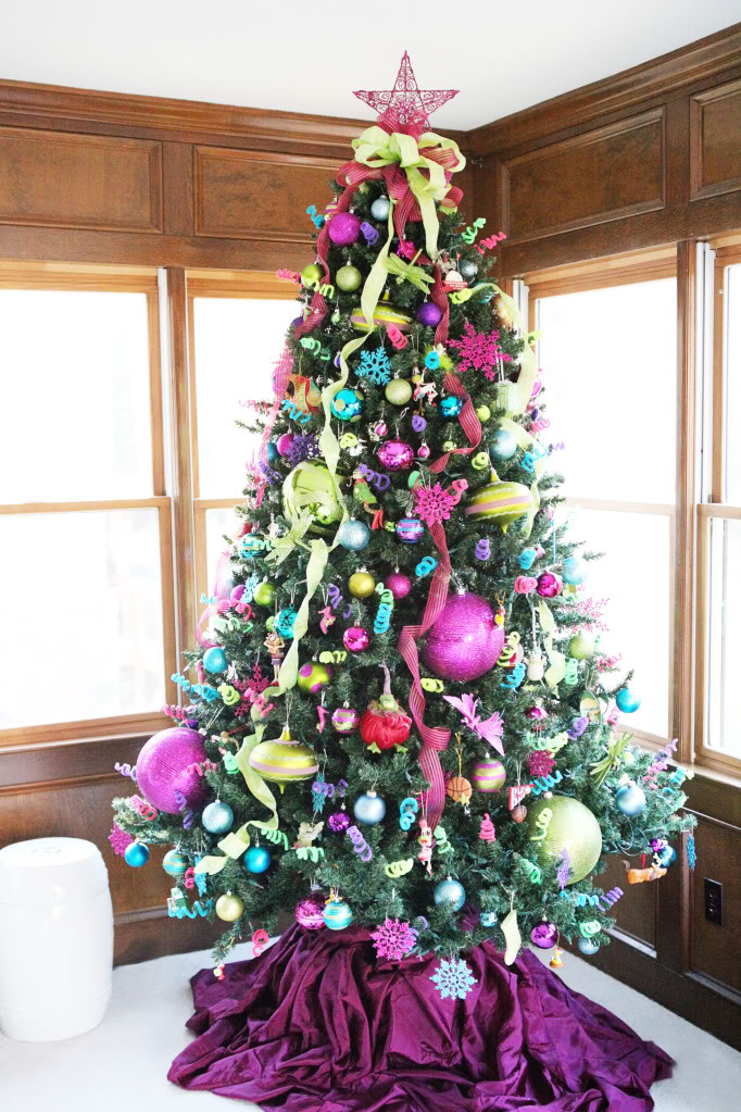 AD-Christmas-Tree-Ideas-For-An-Unforgettable-Holiday-14