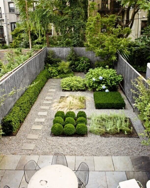 35 Wonderful Ideas How To Organize A Pretty Small Garden Space