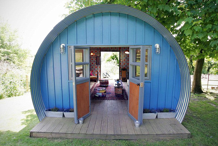 Women Are Creating She-Sheds, A Female Alternative To Man ...