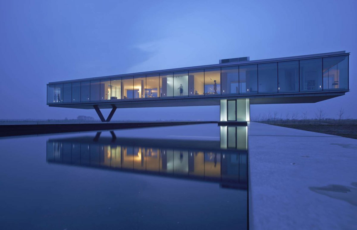 BEST SINGLE FAMILY HOME > 3000 sq ft (Jury): Villa Kogelhof, Netherlands, Paul de Ruiter Architects 