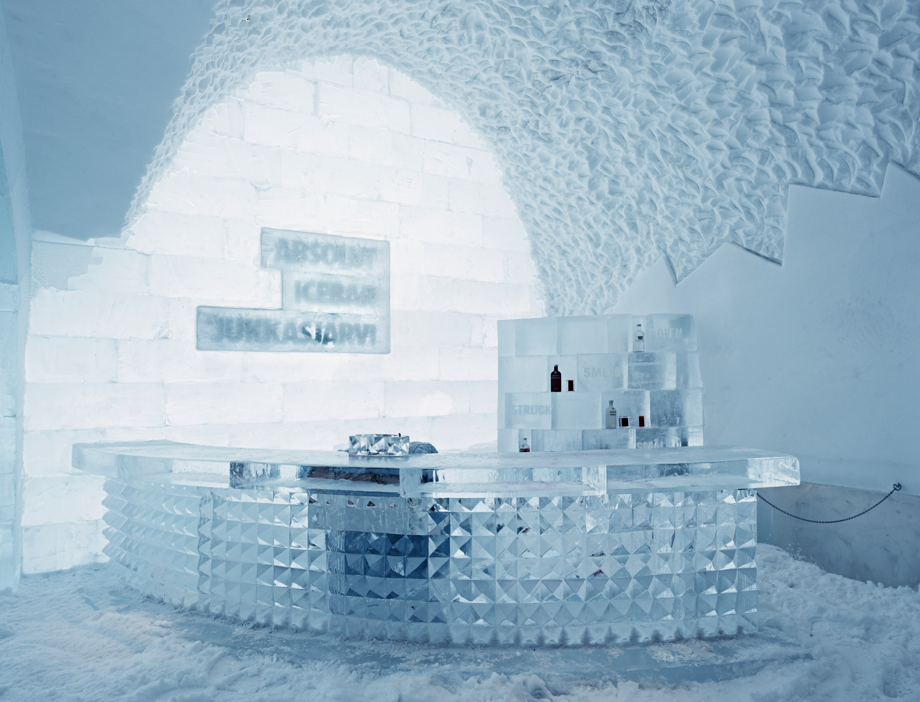 IceHotel-04