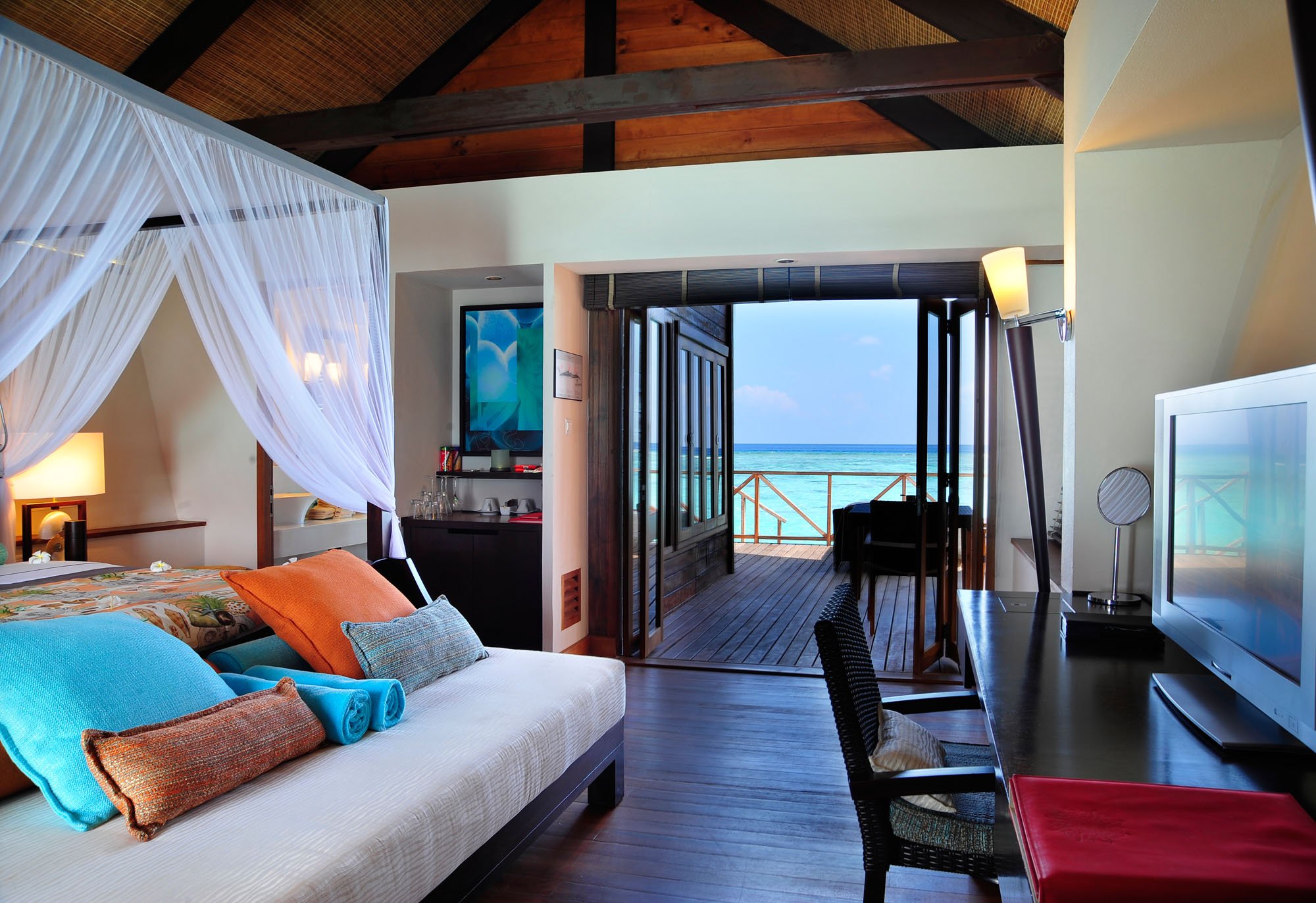 5 Star LUX* Maldives Resort | Architecture & Design