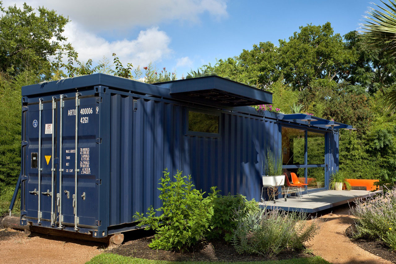 Shipping-Container-Guest-House-09