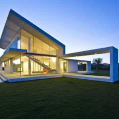 House Made of Glass and Concrete in Sicily by Architrend Architecture