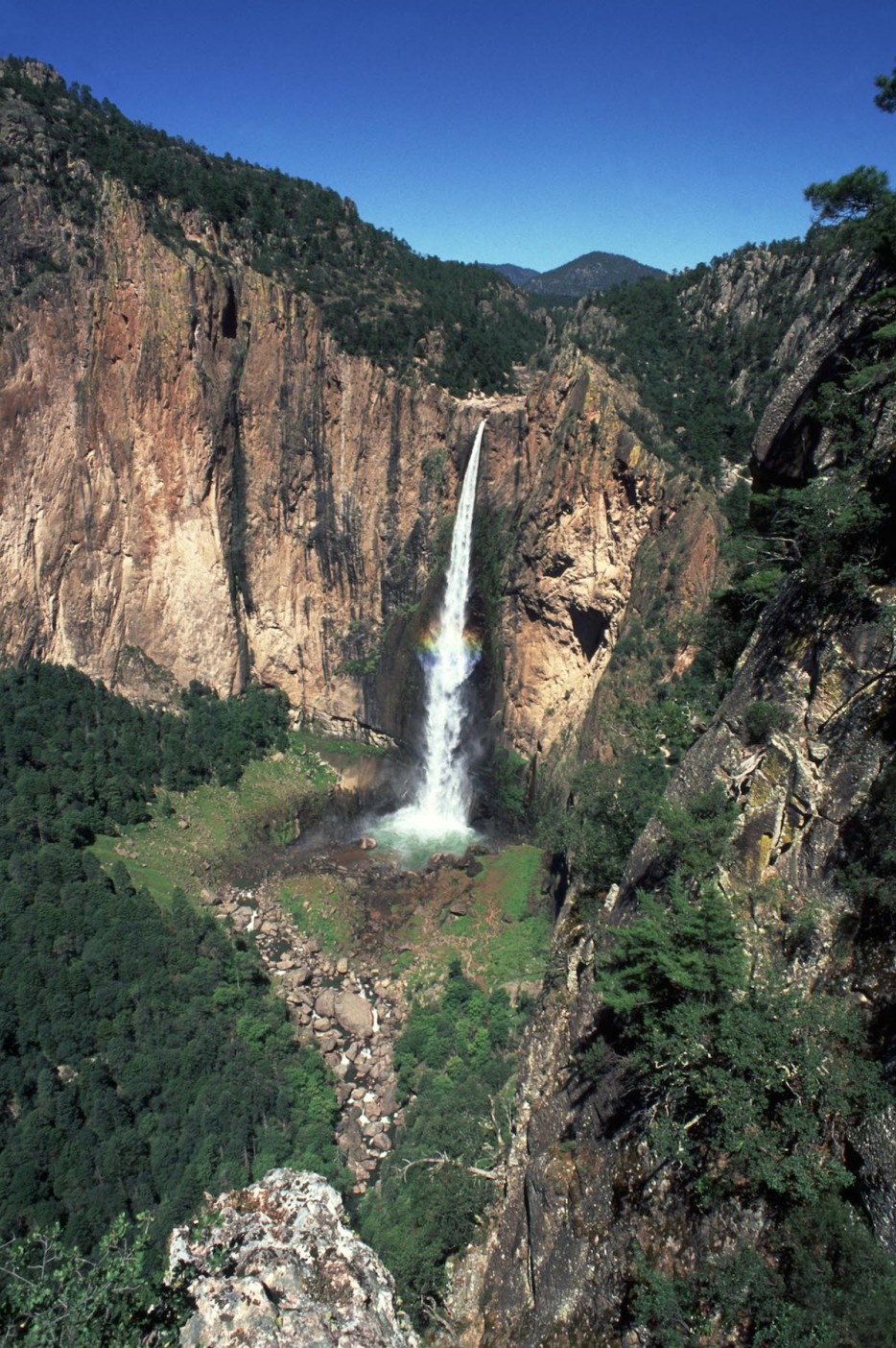 Basaseachic Falls, Mexico