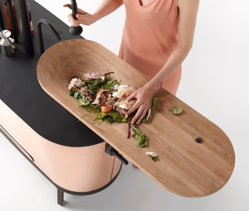 3-Sink-with-integrated-chopping-board