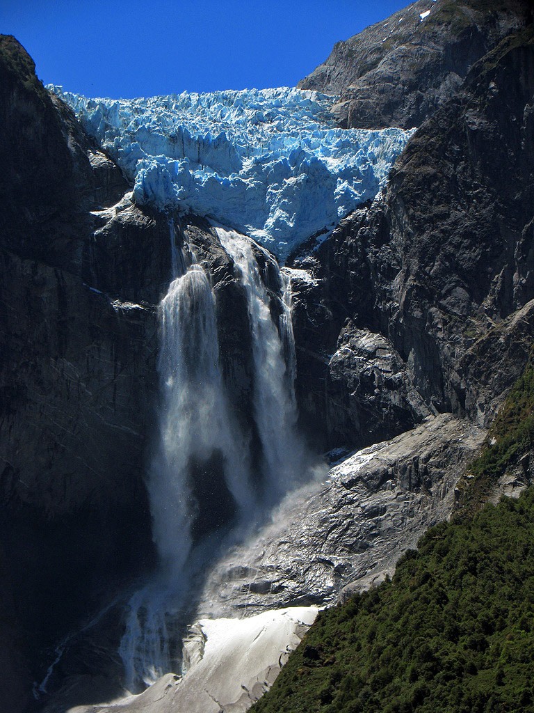Ventisquero Colgante Falls, Chile