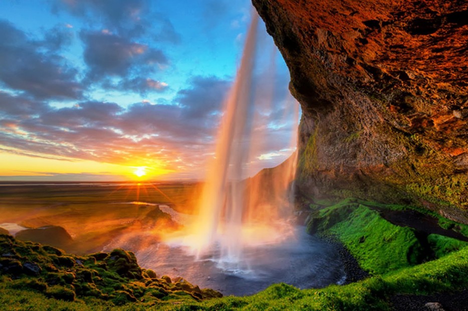 Selijalandsfoss Waterfall, Iceland