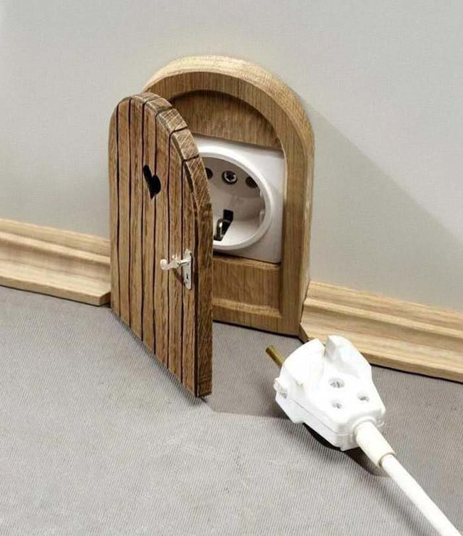 Mouse Hole Power Outlet Cover.