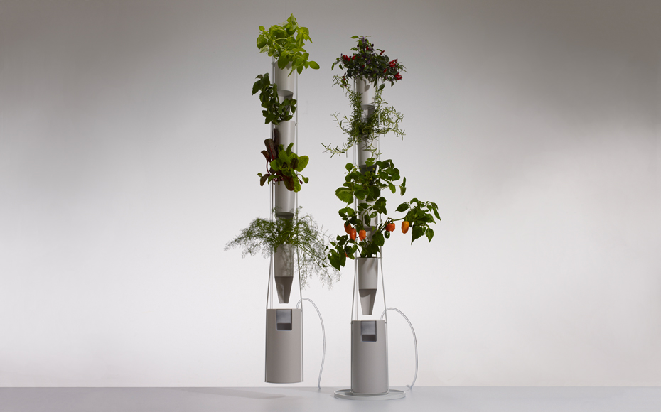 Windowfarm – Vertical Indoor Food Garden