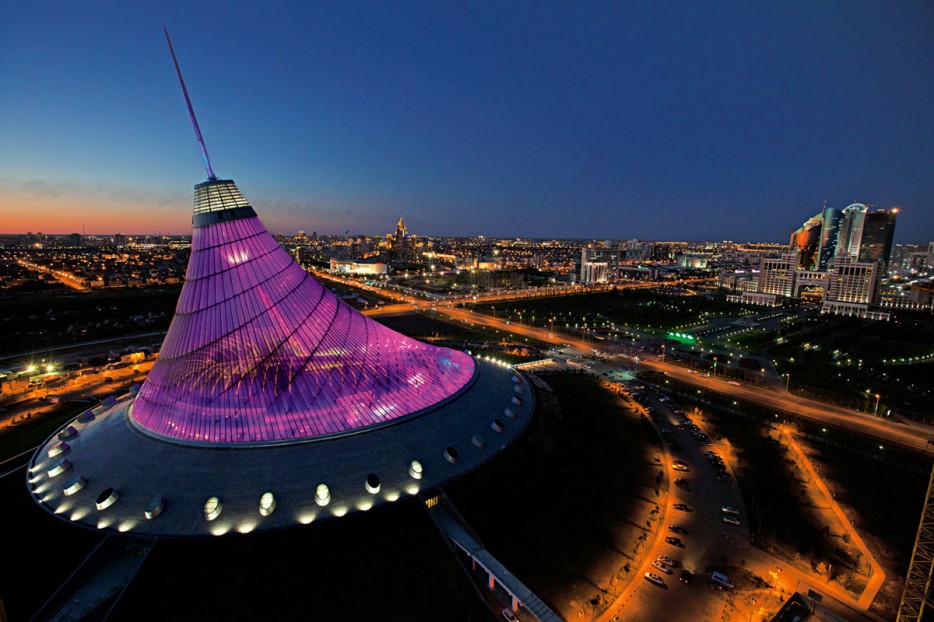 Khan Shatyr Entertainment Center In Kazakhstan