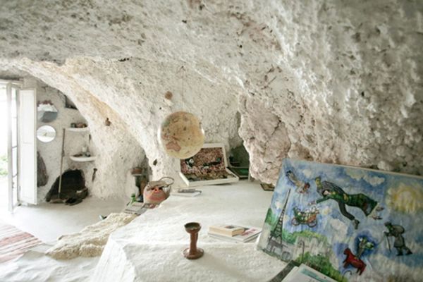 61-cave-house