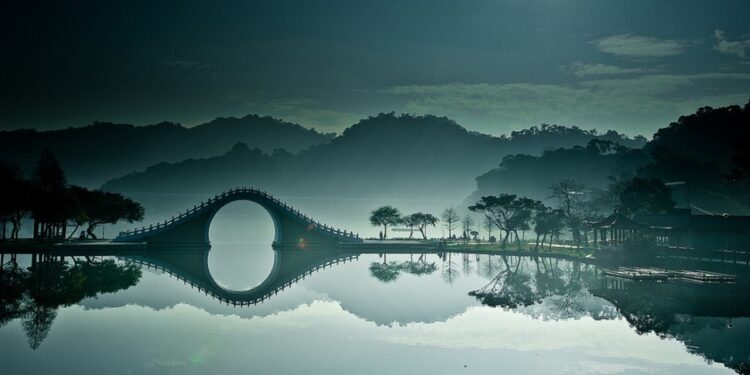 Amazing-Bridges-That-Are-The-Definition-Of-Architectural-Masterpieces
