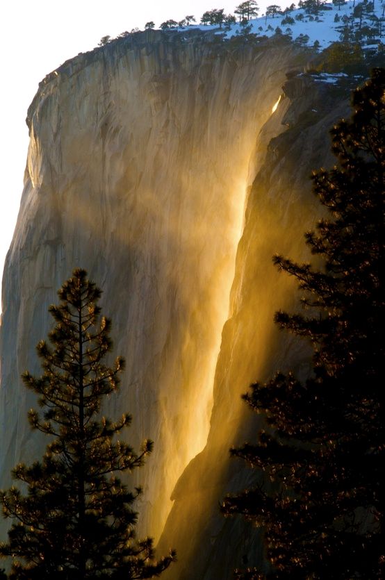 Horsetail Falls, Yosemite National Park In California