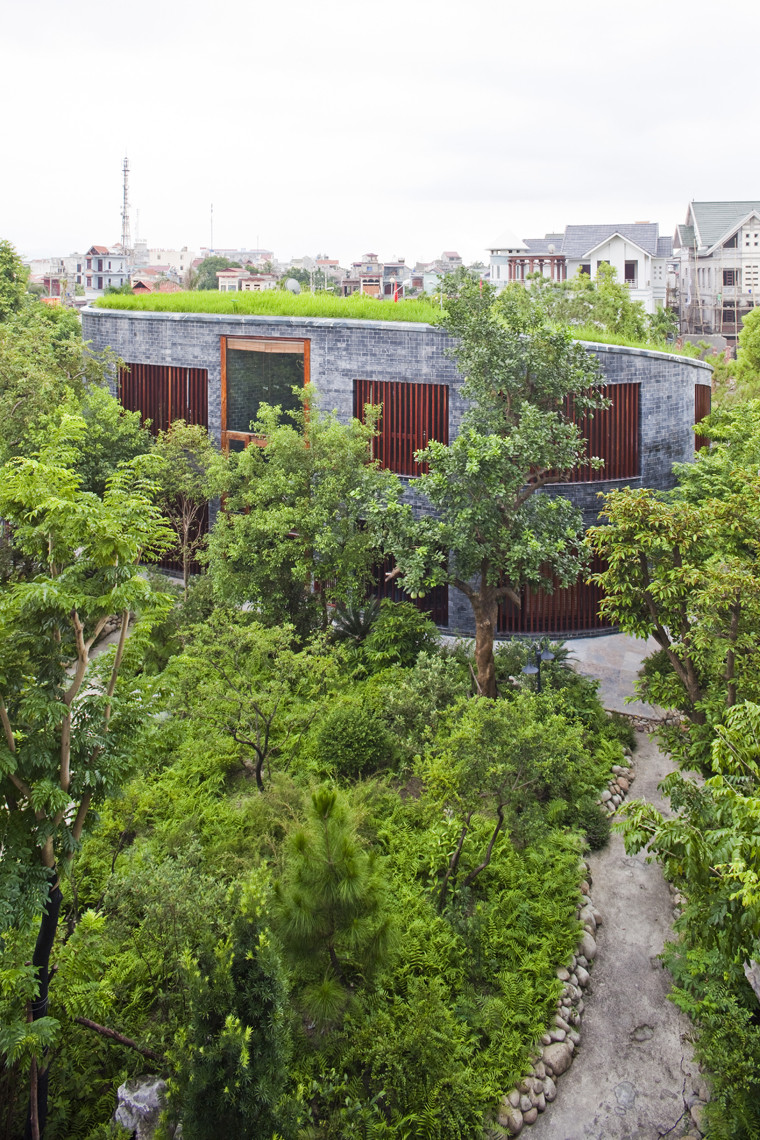 Stone House In Vietnam By Vo Trong Nghia Architects
