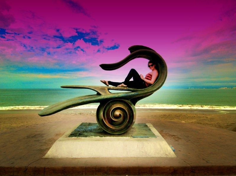 In this statue on the beach in Puerto Vallarta, Mexico