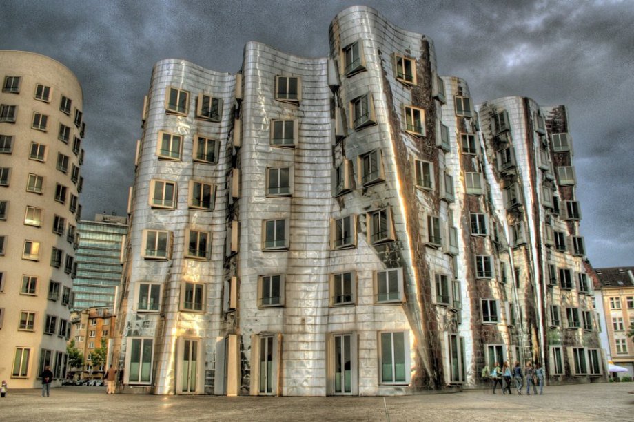 Gehry Building (Dusseldorf, Germany)