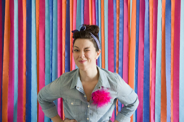 Use Paper Streamers For A Fun And Easy Photo Backdrop In Your Home.