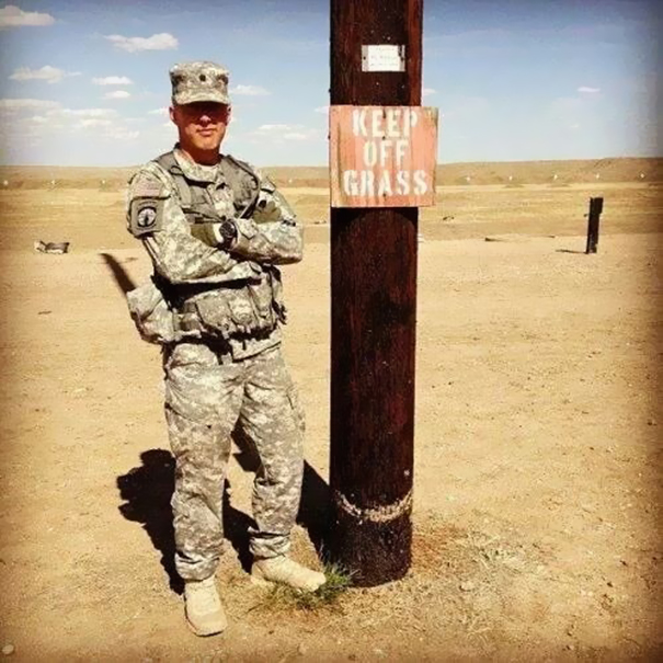 AD-funny-military-soldiers-photos-05