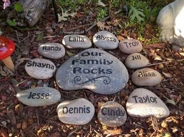 ”Our Family Rocks” Is A Charming Idea For The Garden