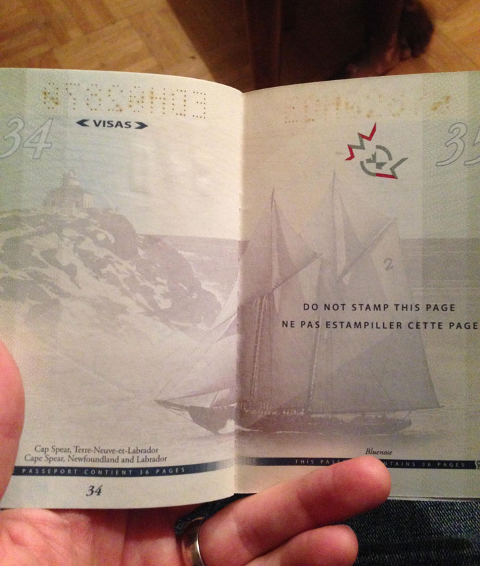 AD-New-Canadian-Passport-UV-Light-Images-14