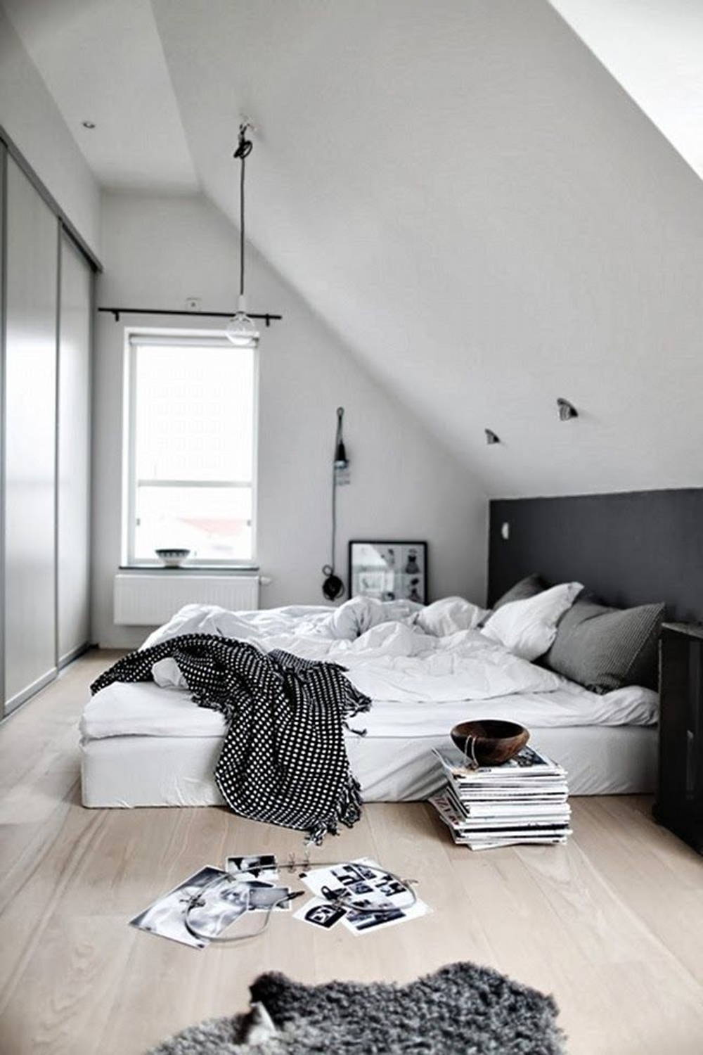 attic-Nordic-bedroom-in-black-white-accents