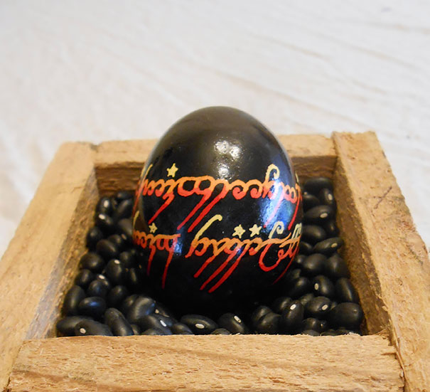 AD-Creative-Easter-Eggs-40