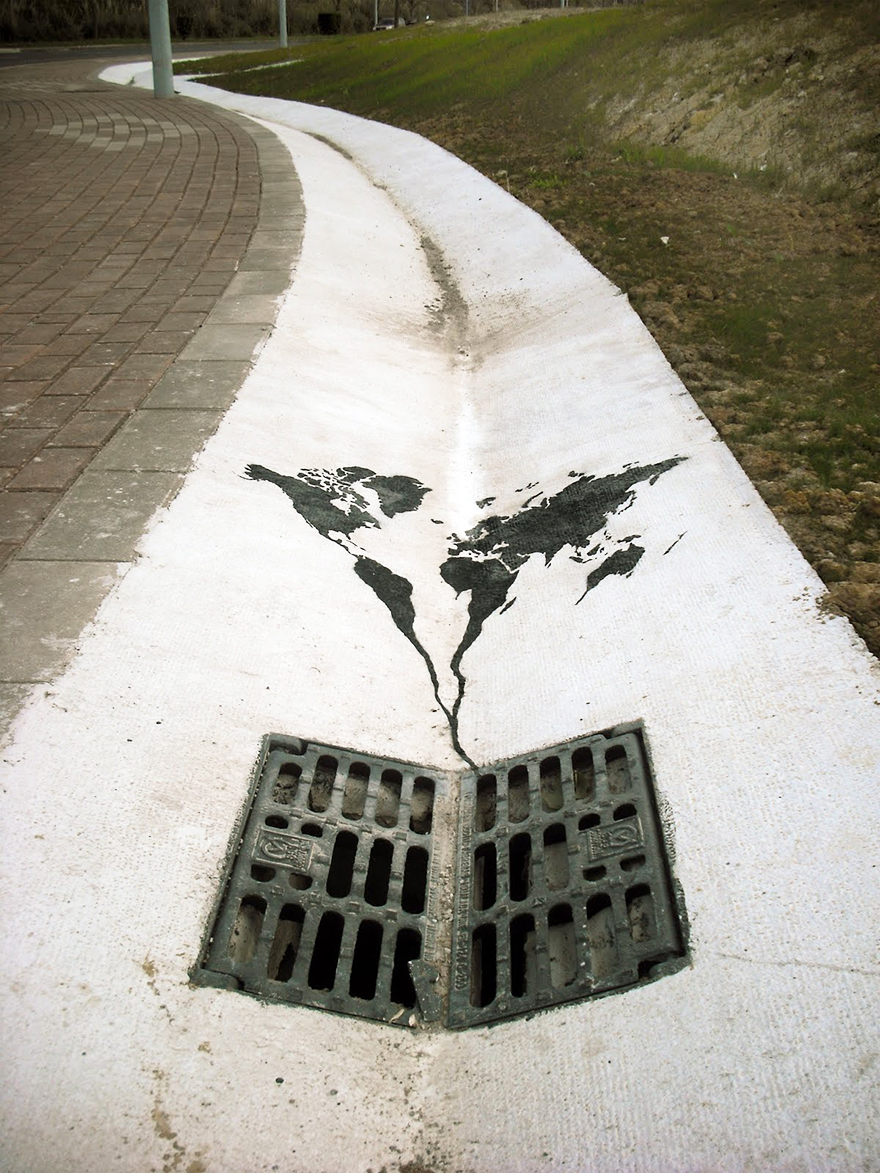 AD-Powerful-Street-Art-Pieces-That-Tell-The-Uncomfortable-Truth-2
