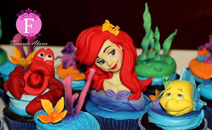 cupcake-art-movie-characters-sugar-sculptures-animator-fernanda-abarca-cakes-08