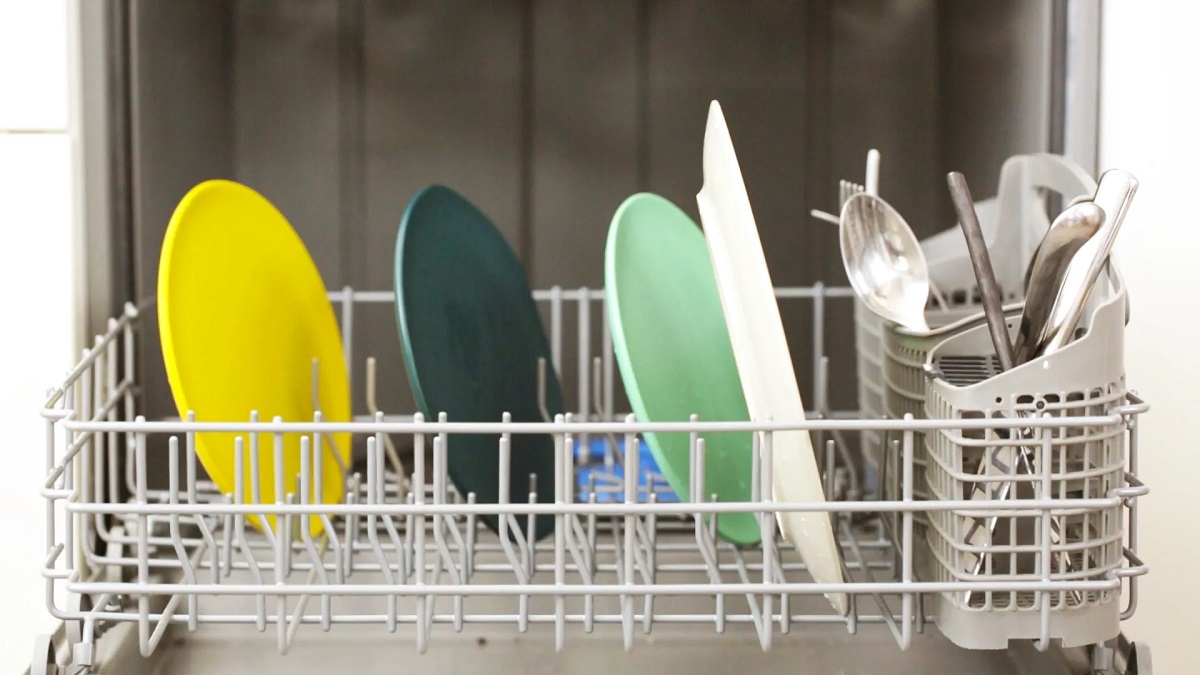 Use Your Dishwasher To Dry Hand-Washed Dishes