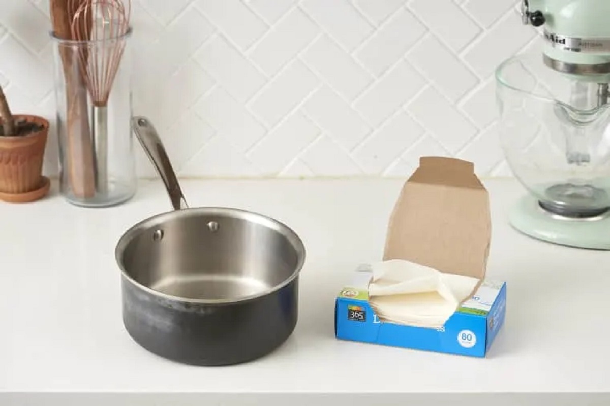 Use Dryer Sheets To Clean Your Cookware