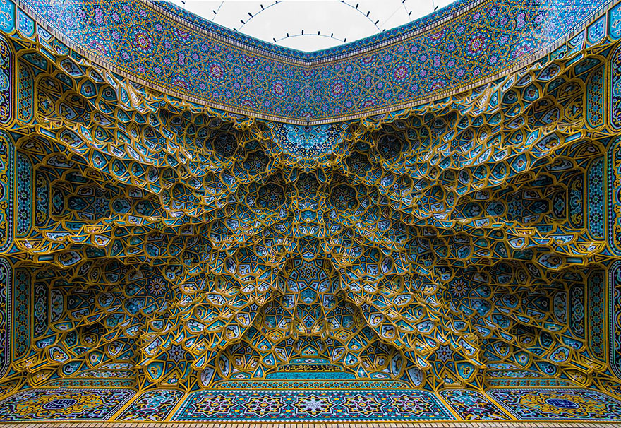 AD-Beautiful-Masjid-Mosque-Ceiling-1