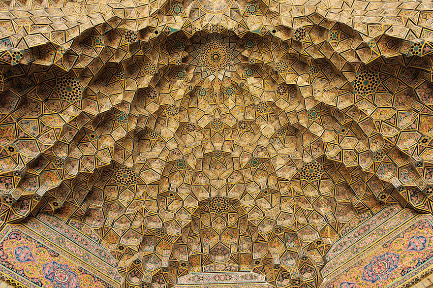 AD-Beautiful-Masjid-Mosque-Ceiling-15