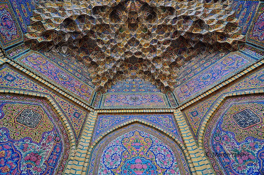 AD-Beautiful-Masjid-Mosque-Ceiling-16