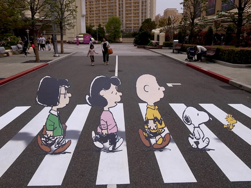 Peanut Abbey Road Snoopy Crosswalk