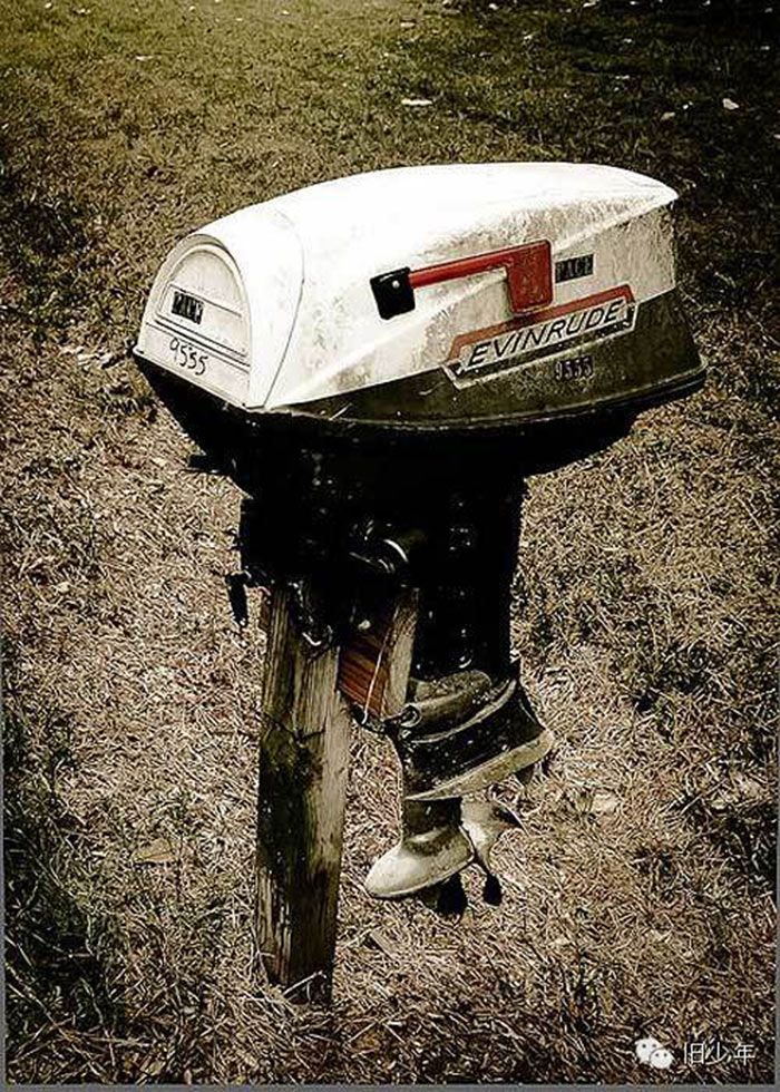 AD-America's-Funniest-Mailboxes-25