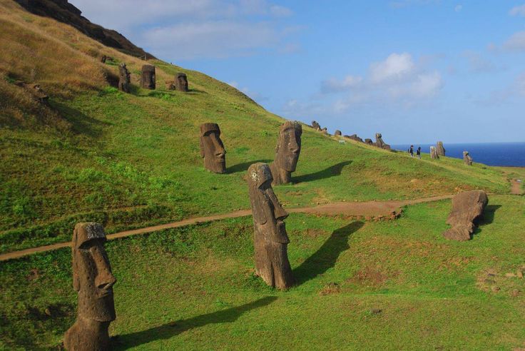 AD-Easter-Island-Statue-Bodies-1A