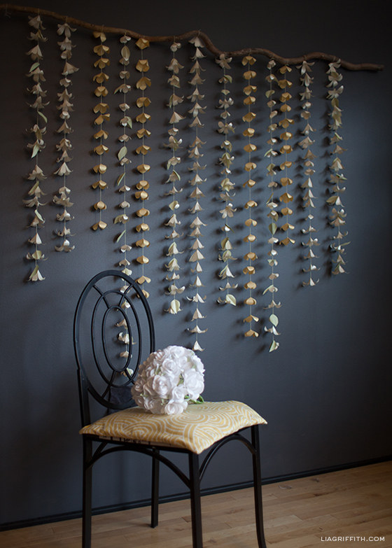 Warm Up Your Entryway With An Anthropologie-Like Paper Flower Garland.