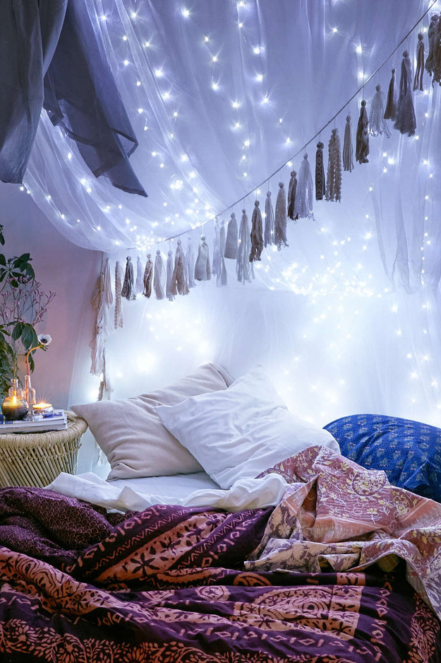 AD-Super-Cozy-Ways-To-Use-String-Lights-In-Your-Home-01