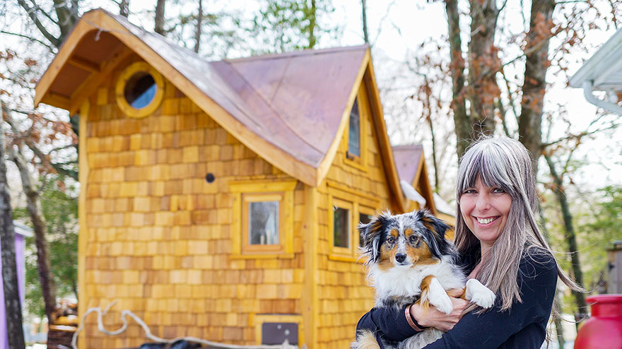 Bernadette downsized to a whimsical 172 sq ft tiny home in Maryland