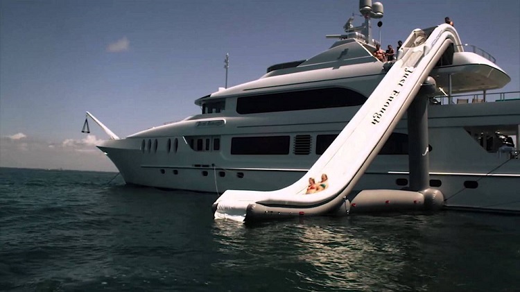 FreeStyle Cruiser Inflatable Super Water Slide for Super Yachts